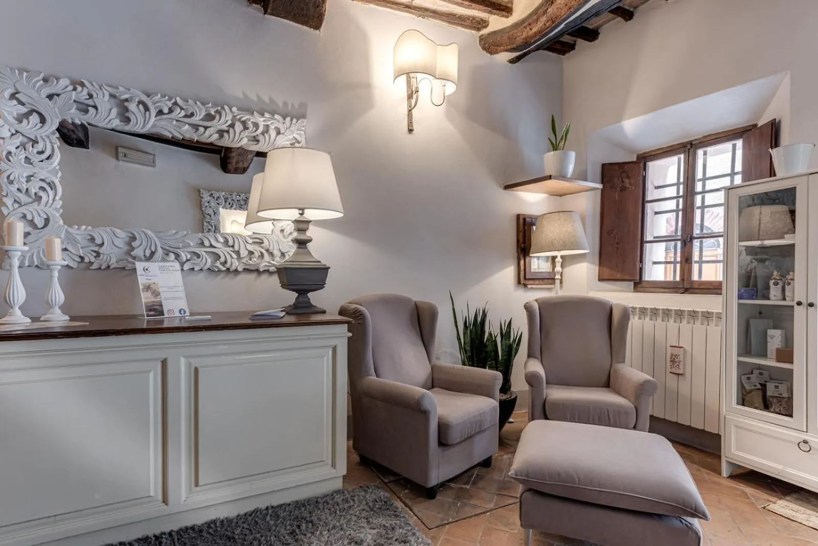 Borgo Medievale San Quirico D'Orcia B&B - Capitano Collection - Albergo Diffuso 0*,  Italy